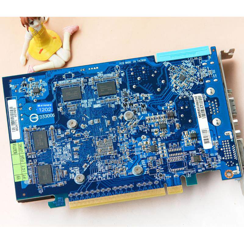 AMD 4670 512M 高清 游戏显卡