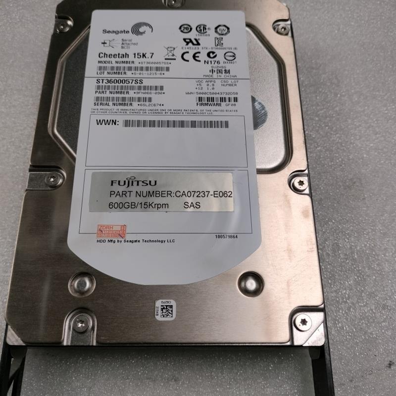 富士通 CA07237-E062 CA07339-E103 600GB 15K SAS 3.5 DX60 DX80