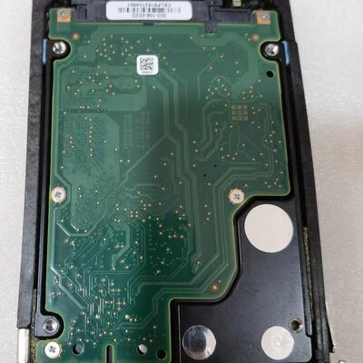 EMC VNX 2.5 600G 10K 硬盘 005051955 ST600MM0088 118000464-02