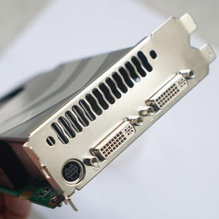 9800GT 经典 双DVI 游戏显卡 DDR3 Geforce