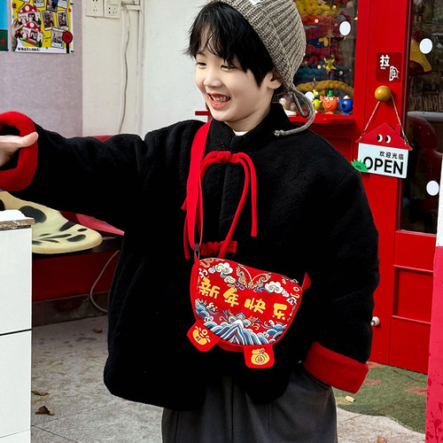 新年红色斜挎包男女童拜年包