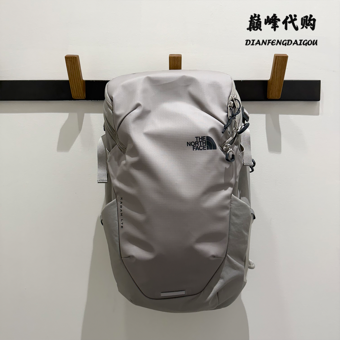 TheNorthFace北面25秋冬户外运动耐磨休闲双肩背包男女同款8BK8