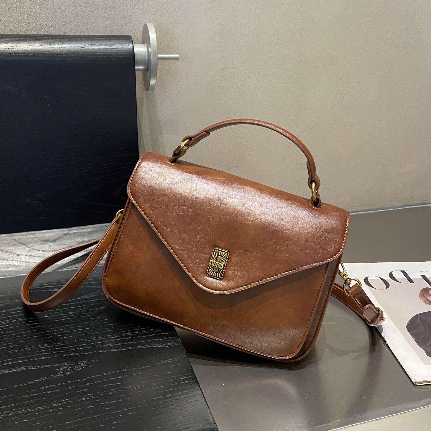 软皮包包真皮女包气质百搭通勤邮差包手提单肩斜挎包信封包托特包