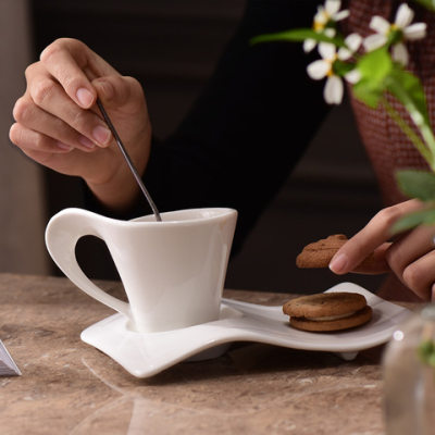 波浪西餐厅白色餐具咖啡杯创意奶茶杯欧式小杯子陶瓷卡布奇诺家用