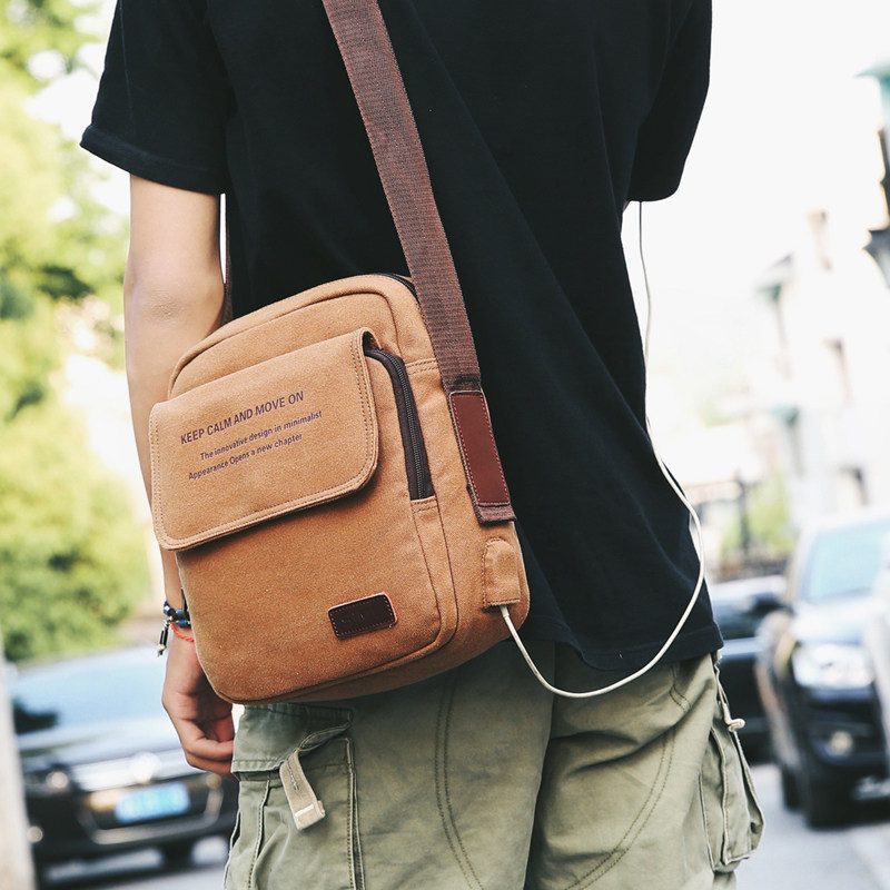 思牧男士帆布斜挎包休闲单肩包韩版多功能户外小背包棕色