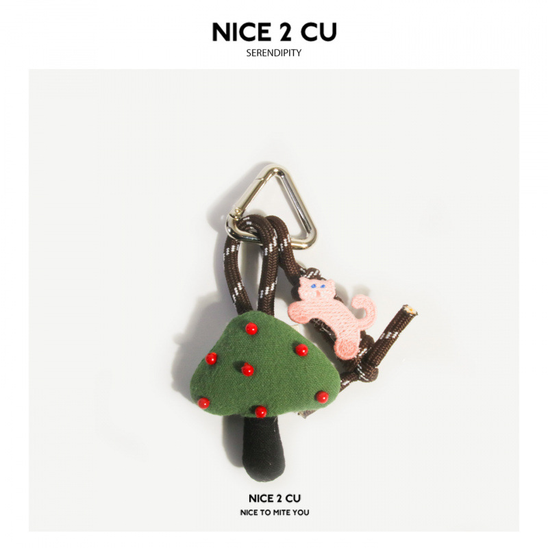 韩国ins卡通蘑菇钥匙扣可爱车载挂饰包包情侣挂件miu系手绳款挂链