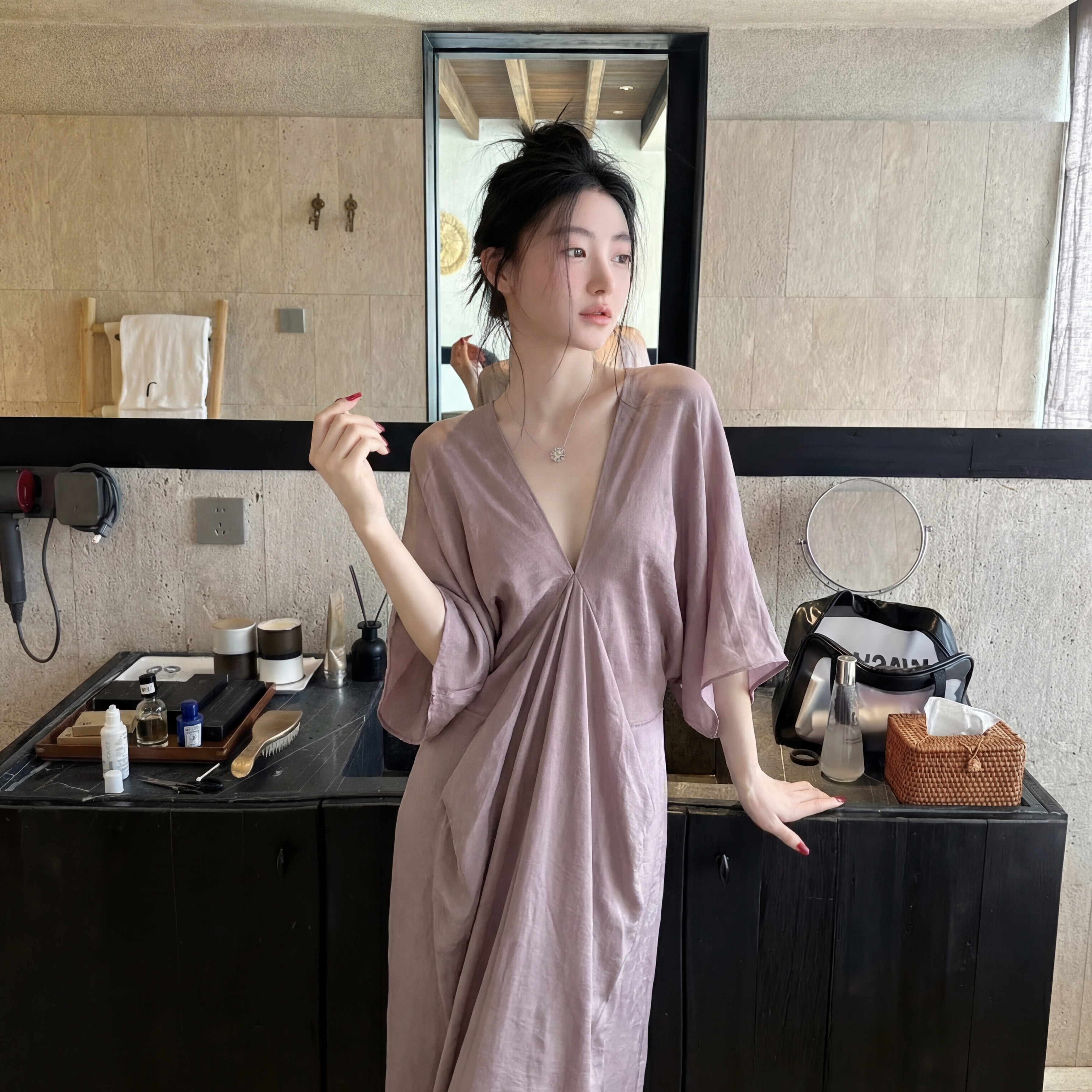 慵懒纯欲风芋泥紫V领睡袍女春季新款舒适亲肤中长款家居服可外穿