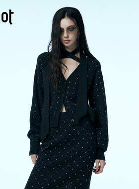 uhot/诱货深灰色短款廓形修身针织开衫女烫钻两面穿设计UWWW2Z137