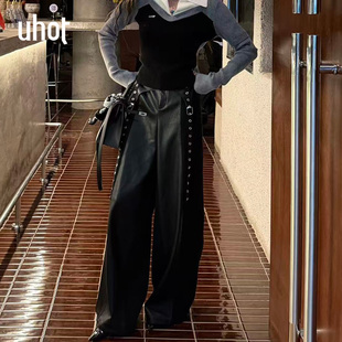 uhot/诱货黑色阔腿长裤机眼织带轻朋克风皮裤 配:围腰UWWW2K726M