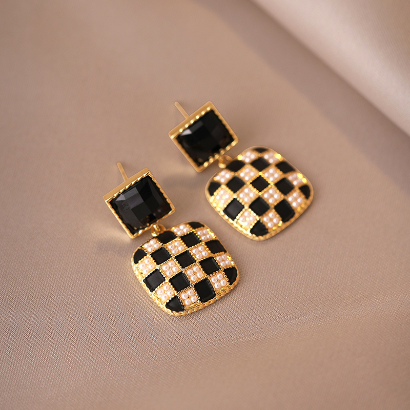 轻奢锆石方形耳钉女纯银2025新款百搭耳环小众设计感气质耳坠耳饰