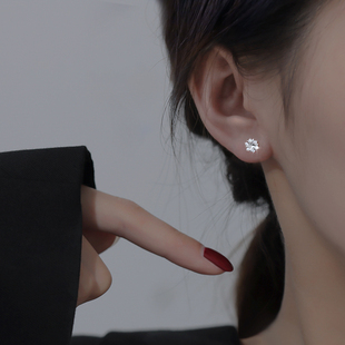 唯美雪花耳钉女纯银S999养耳洞耳环小众设计感高级小巧冷淡风耳饰
