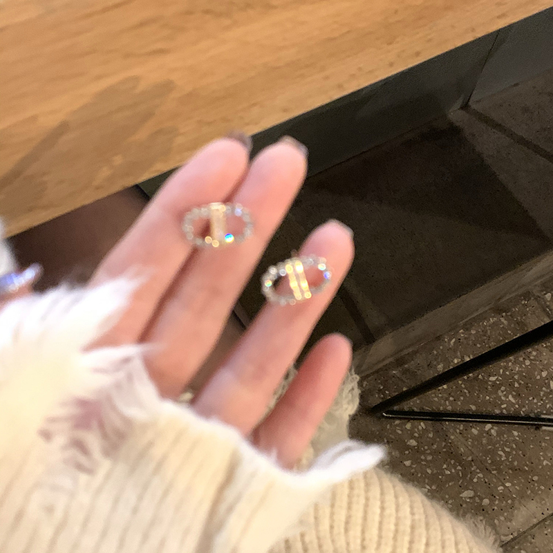 伊灿日韩水钻猪鼻子女耳环