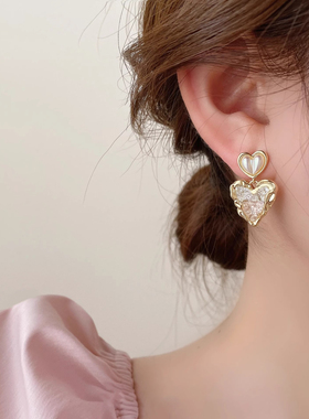 韩国黄色水钻爱心耳钉女纯银小众设计高级耳饰2026年新款爆款耳环
