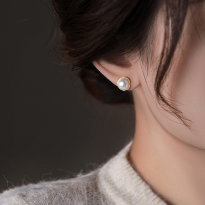 伊灿轻奢小众珍珠耳钉女纯银