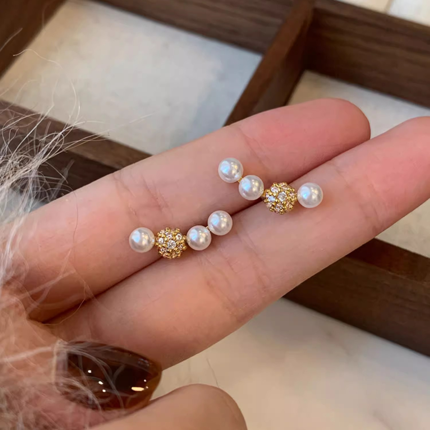 伊灿简约微笑养耳洞珍珠耳钉女