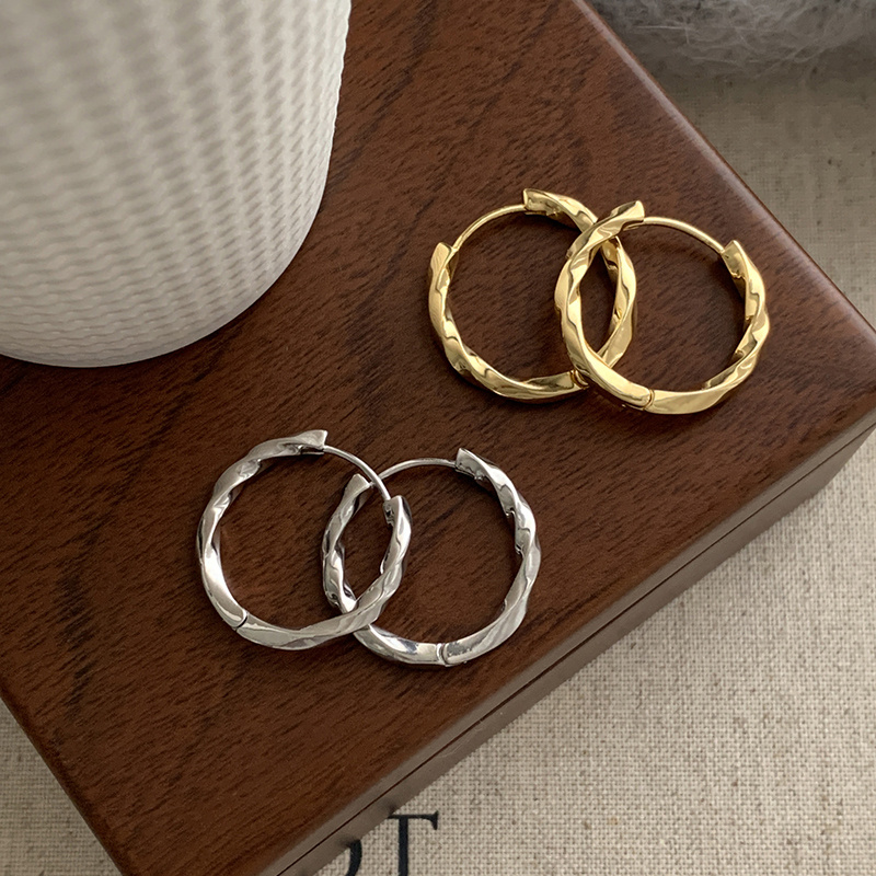 伊灿欧美风简约素圈耳环女纯银