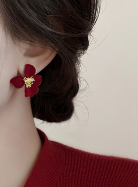 红色植绒花朵耳钉女纯银小众设计感高级耳饰2025年新款爆款耳环