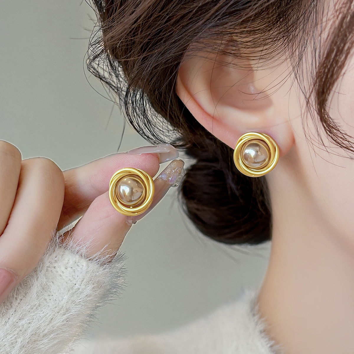 伊灿复古圆圈拉丝珍珠耳钉女