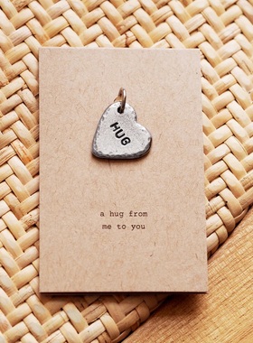 吊坠英国手作 KUTUU 拥抱金属锡吊坠小众项链手链礼盒情侣情人节