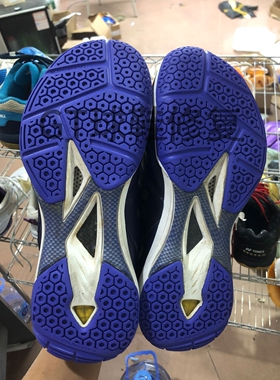 羽毛球鞋底修复换底刀锋贴地飞行65z3换底9200tty鞋底修补