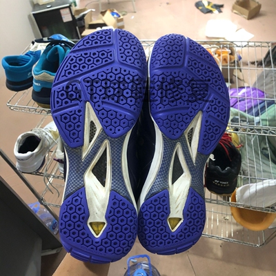 65z3羽毛球鞋底修复换底