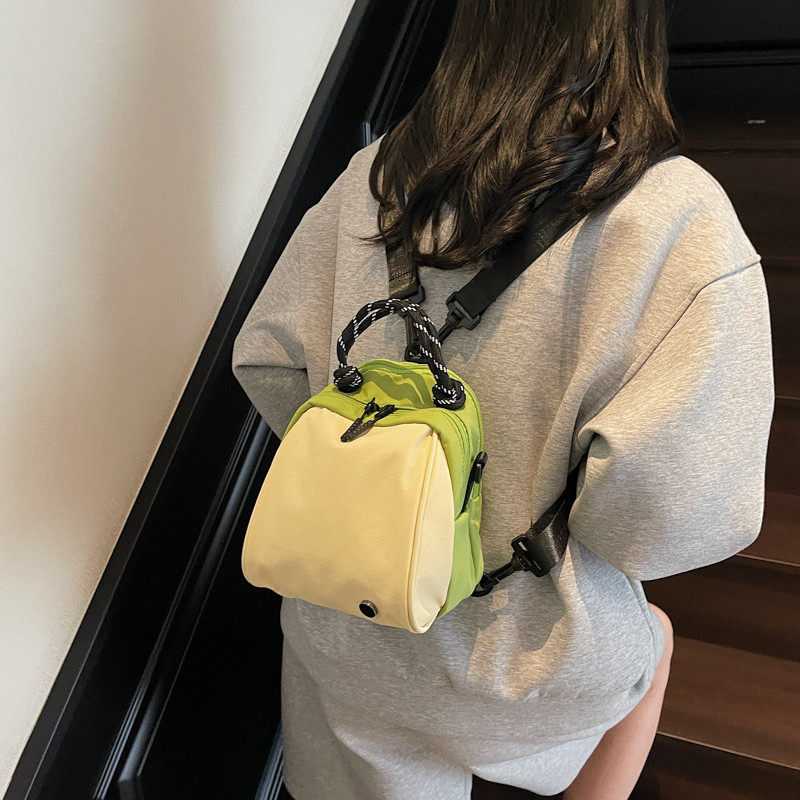 贝壳包包女2025新款小鸡蛋包迷你拼色斜挎包多用单肩斜挎包双肩包