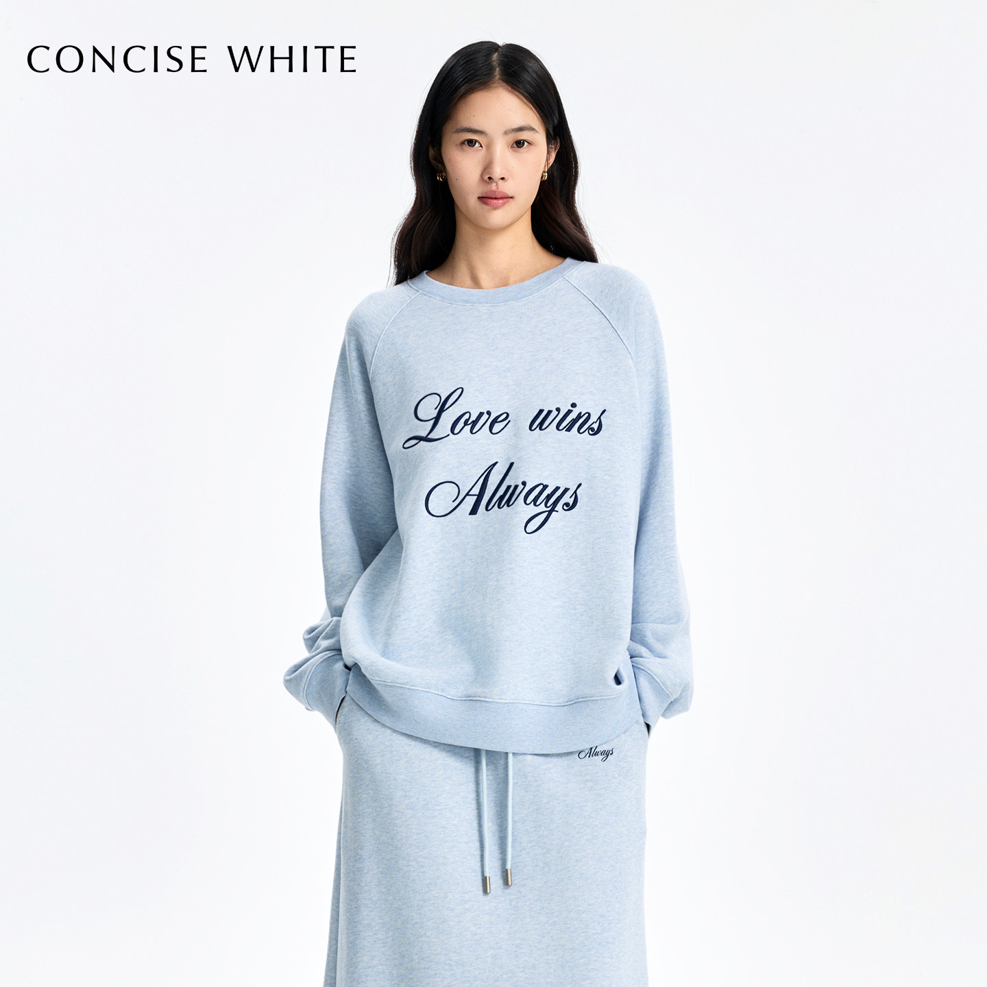 CONCISE-WHITE简白刺绣字母卫衣