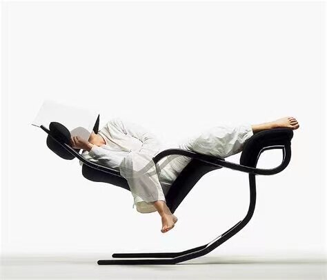 支撑悬浮休闲沙发椅重力平衡