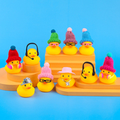 圣诞帽子小黄鸭墨镜迷你游泳圈配件礼品摆件鸭子装 饰儿童洗澡玩具