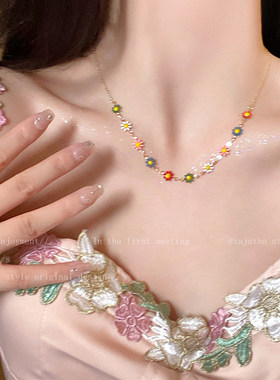 夏日多巴胺彩色雏菊项链女ins风小众设计清新气质百搭锁骨链颈链