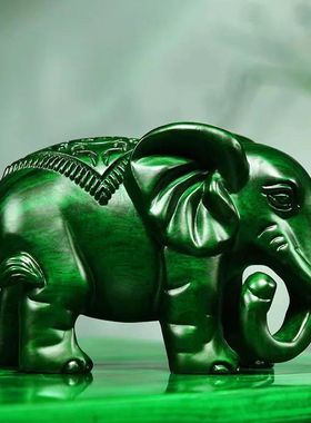 绿色木雕大象摆件实木质雕刻一对