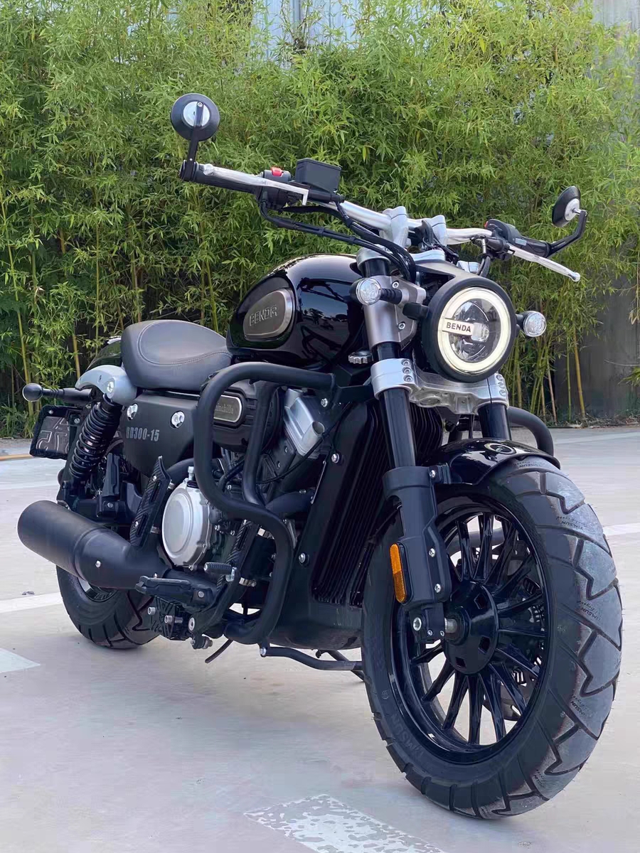 奔达金吉3拉闪00灰石哈雷金刚狼883复古太子v缸水冷250巡航摩托车