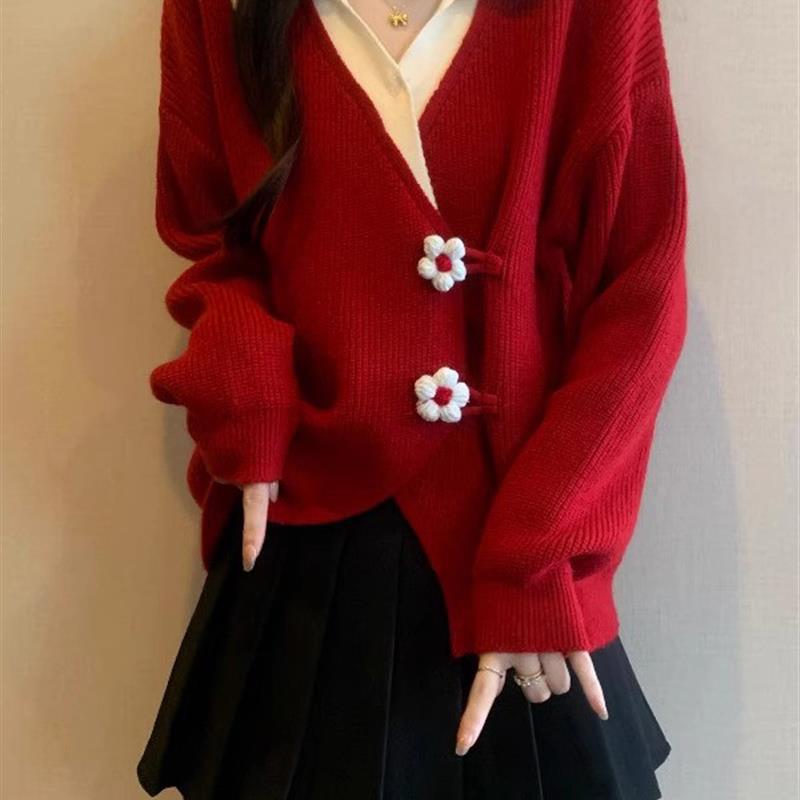 假两件红色翻领正肩毛衣外套女秋大码胖mm立体花朵不规则针织开衫