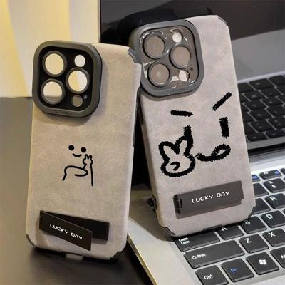 比耶小人适用iPhone苹果16手机壳pro新款promax外壳e带支架15plus/14/13/12/11软壳xr男女款xs高级感7皮纹8套