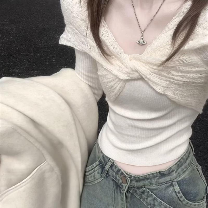 性感辣妹风v领长袖针织衫女秋季修身显瘦内搭绝美巨好看的小上衣