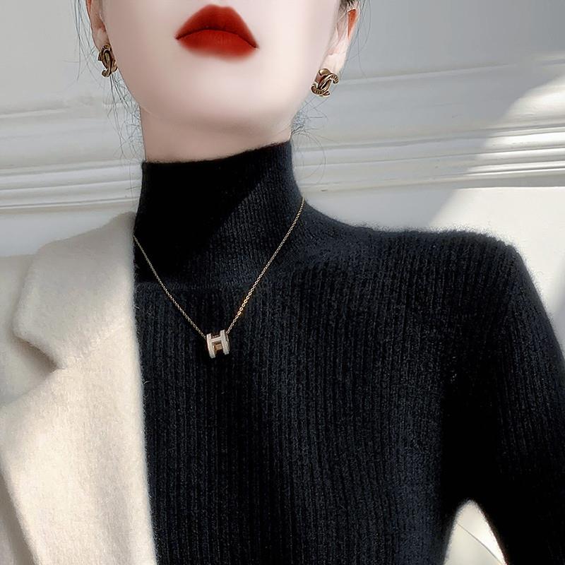 美出高级感高领毛衣女秋冬内搭显瘦2025新款立领紧身针织打底衫