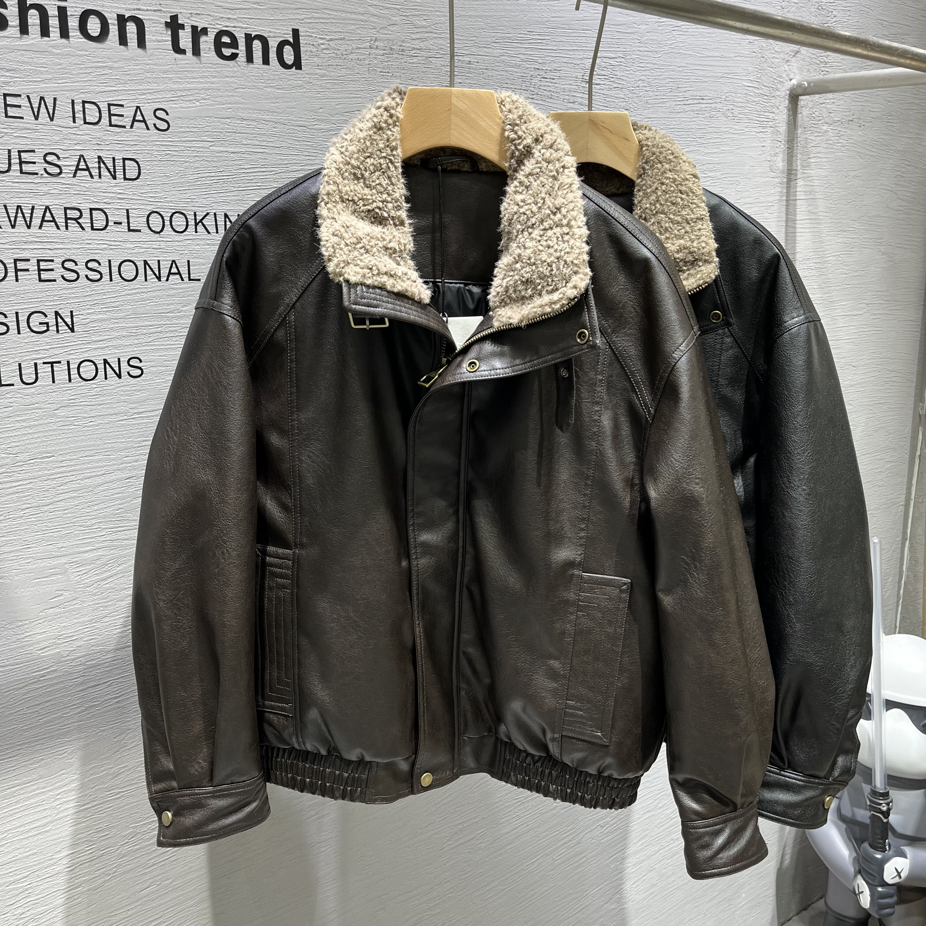 纵臣冬季新款男士羽绒服时尚百搭休闲保暖皮外套男装机车潮流帅气