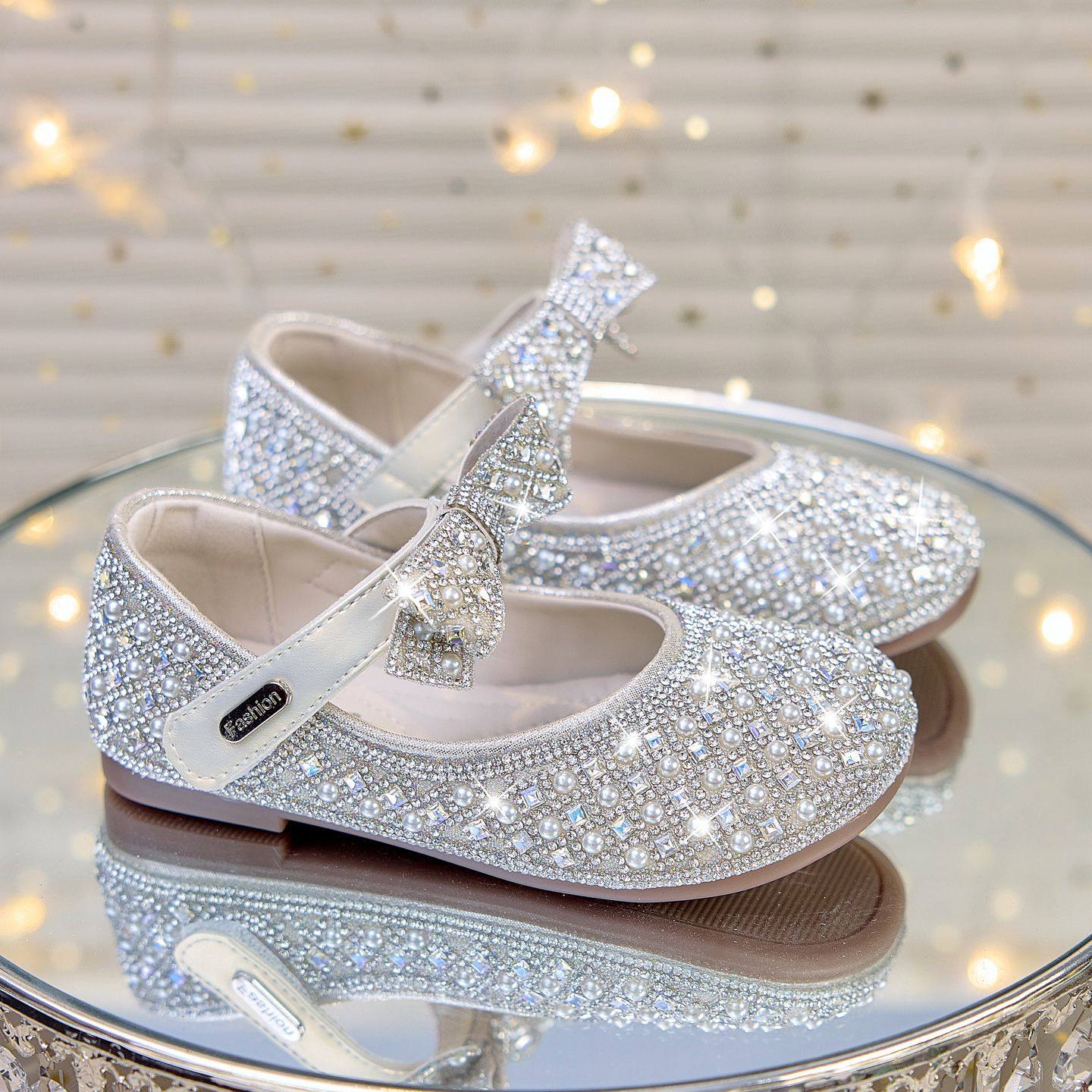 真皮女童公主鞋儿童水晶鞋2025新款秋季皮鞋小女孩演出单鞋亮晶晶,童鞋/婴儿鞋/亲子鞋,水晶/水钻鞋,淘宝优惠券,粉丝福利购,淘宝优惠卷