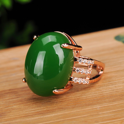 天然菠菜绿和田玉碧玉大蛋面戒指925银镶嵌饰品镶玉戒指女款