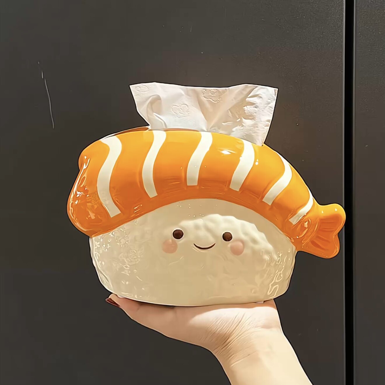 MOMO卡通三文鱼寿司纸巾盒家用