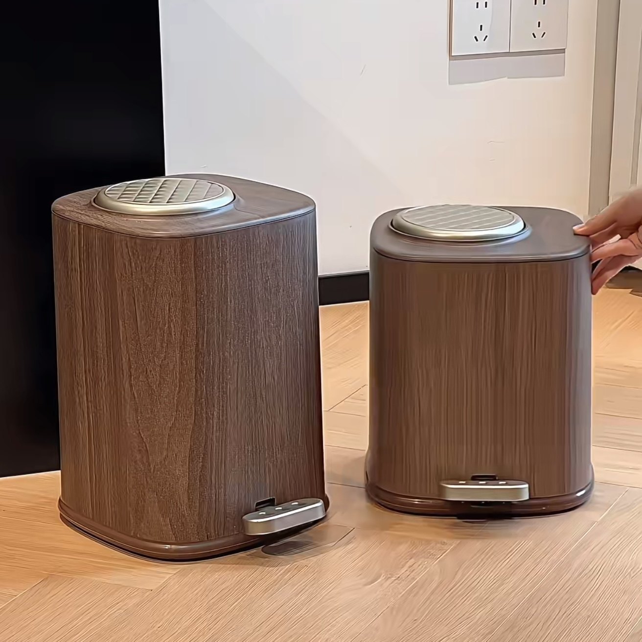 MOMO垃圾桶高颜值家用大号大容量客厅厨房脚踏按压双开双层带盖PH