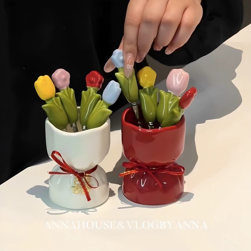 MOMO 花束水果叉多巴胺郁金香花朵不锈钢果签陶瓷收纳罐家用