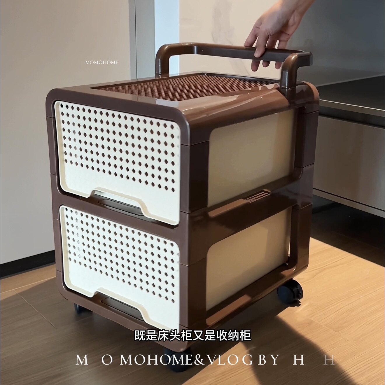 MOMO中古风小推车置物架免安装客厅移动多层零食收纳柜家用