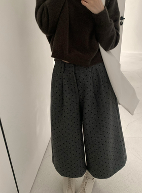 7米-上新包容性很强韩系百搭波点七分休闲裤(尺码仅供参考)V2138