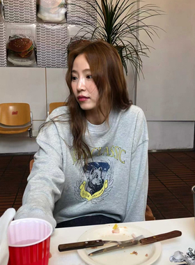 FFU秋上新图案字母印花时尚卫衣22907