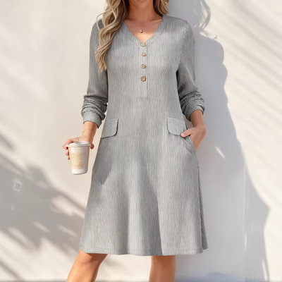 V-neck button up long sleeved dress   V领纽扣长袖连衣裙女