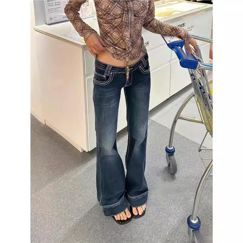 易梦玲同款低腰微喇牛仔裤女2026新款深蓝色美式修身辣妹喇叭裤子