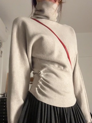 燕麦色加厚高领针织毛衣女秋冬季内搭收腰显瘦气质上衣修身打底衫