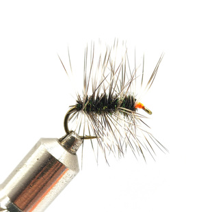 格里菲斯飞蝇钩 进口蓑羽干式摇蚊拟饵 微物溪流白条马口桃花鱼