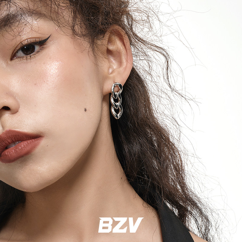 BZV 中断链接 小众粗链条金属风简约百搭长款显脸瘦个性耳钉耳环 - 实物图